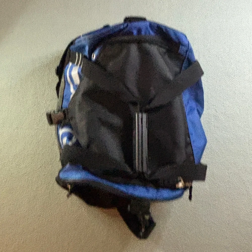 OGIO Small Gym Duffle Bag Blue Black Travel Luggage Duffel Padded Strap Vented